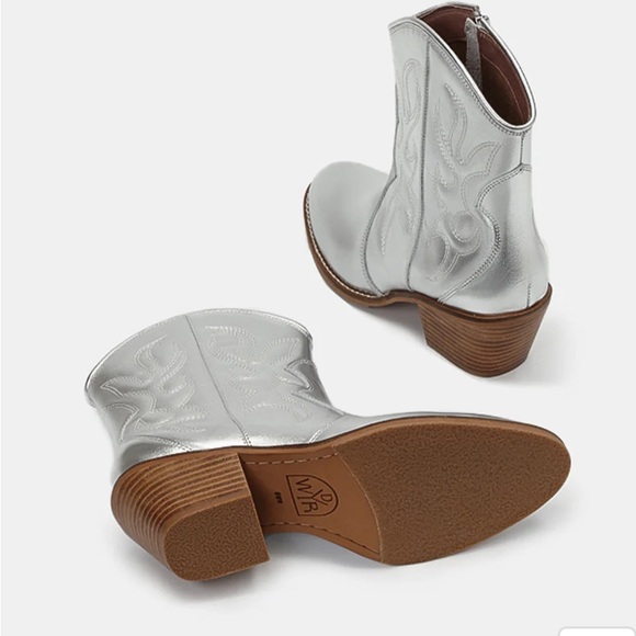 Silver Jolene Embroidered Western Leather Ankle Boots - Picture 4 of 11